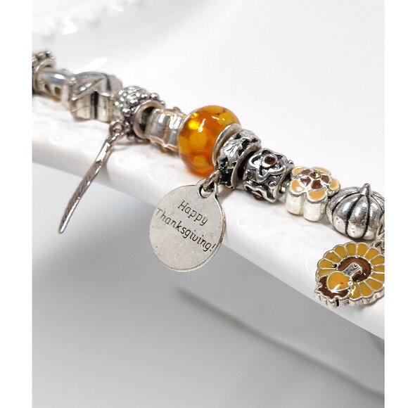 NOVEMBER Charm Bracelet 7.5-8.5 Willabee & Ward Danbury Thanksgiving Pie Turkey - Picture 7 of 11